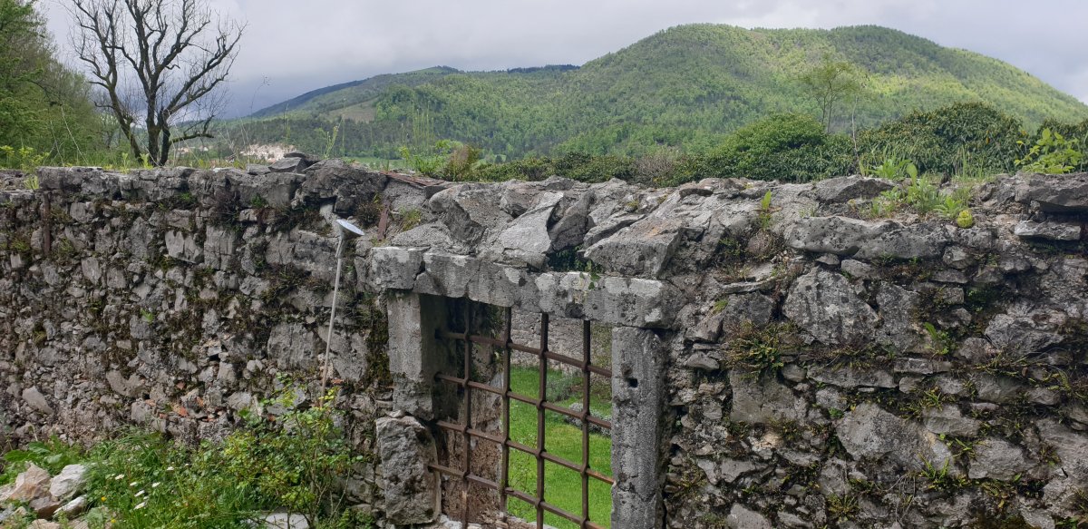 the walled castle garden and view to Planina hill..
