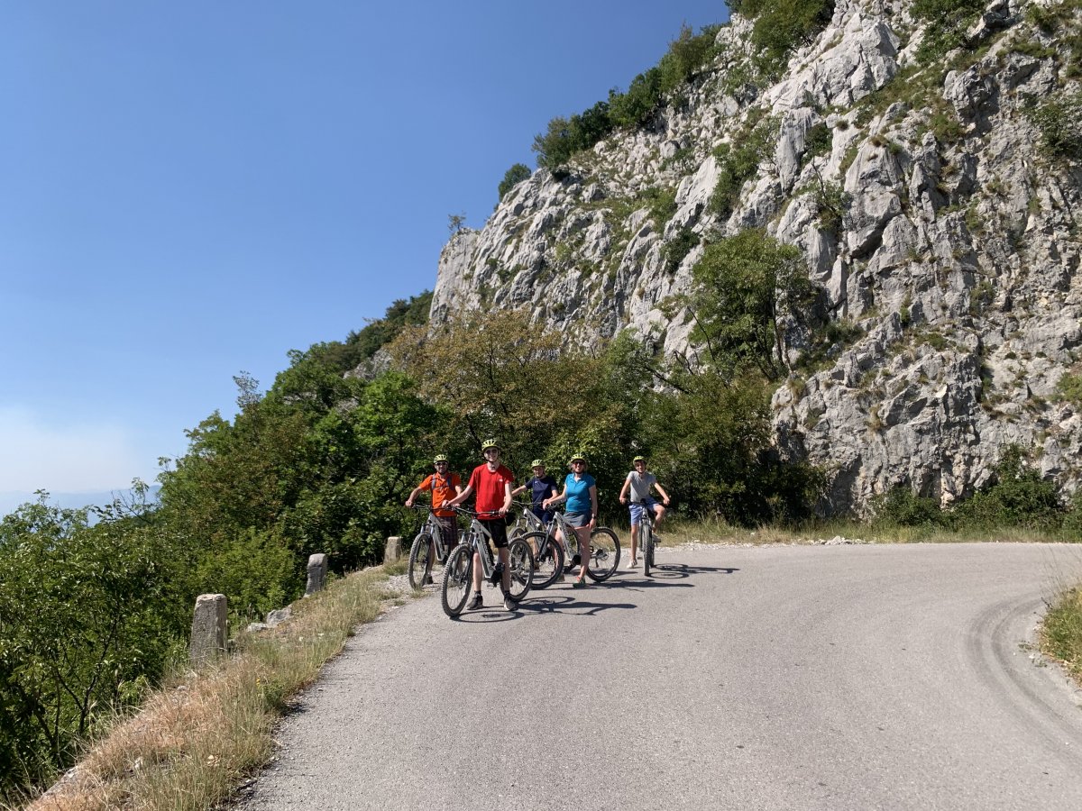 the road descent along hairpin bends each with amazing views over the Vipava valley..
