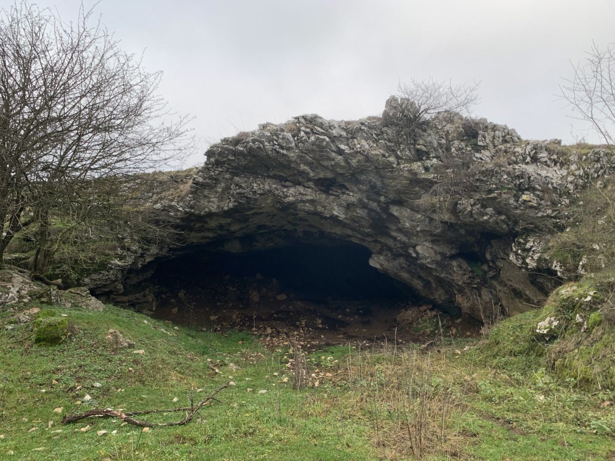 find Doves Cave.. or is this an entrance to another world?!