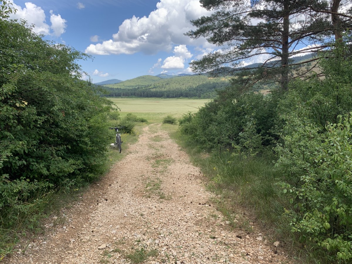same spot, summer approach to the Green Ampitheatre that is Petelinje lake..