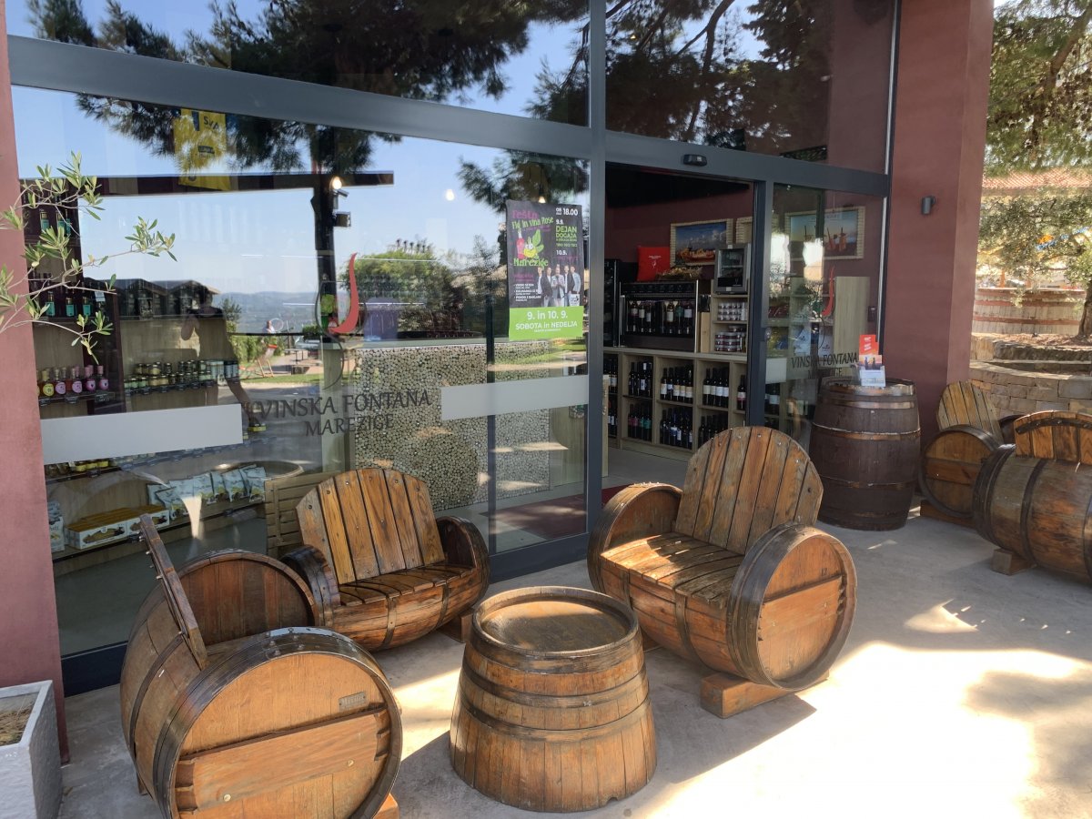 Come here to the shop to buy your tokens and place your order..