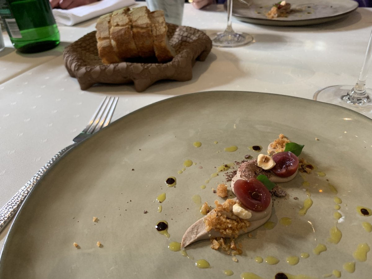 Delicious home made crusty bread and a choice of cold starters at Mahorcic, Rodik..