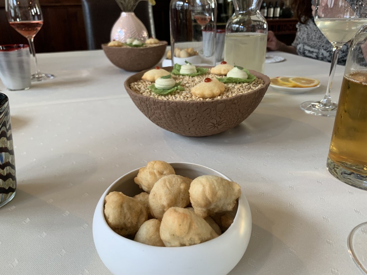 We didn't even order these house starters from Mahorcic, they were brought and our eyes popped open..