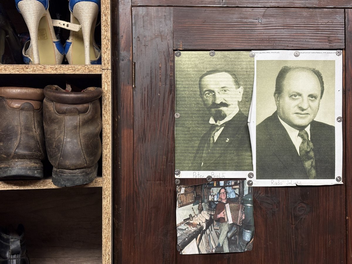 the great Petr Brelih was the inspiration behing reviving this tradition after the war and his photo takes pride of place in the Laufarija changing room..