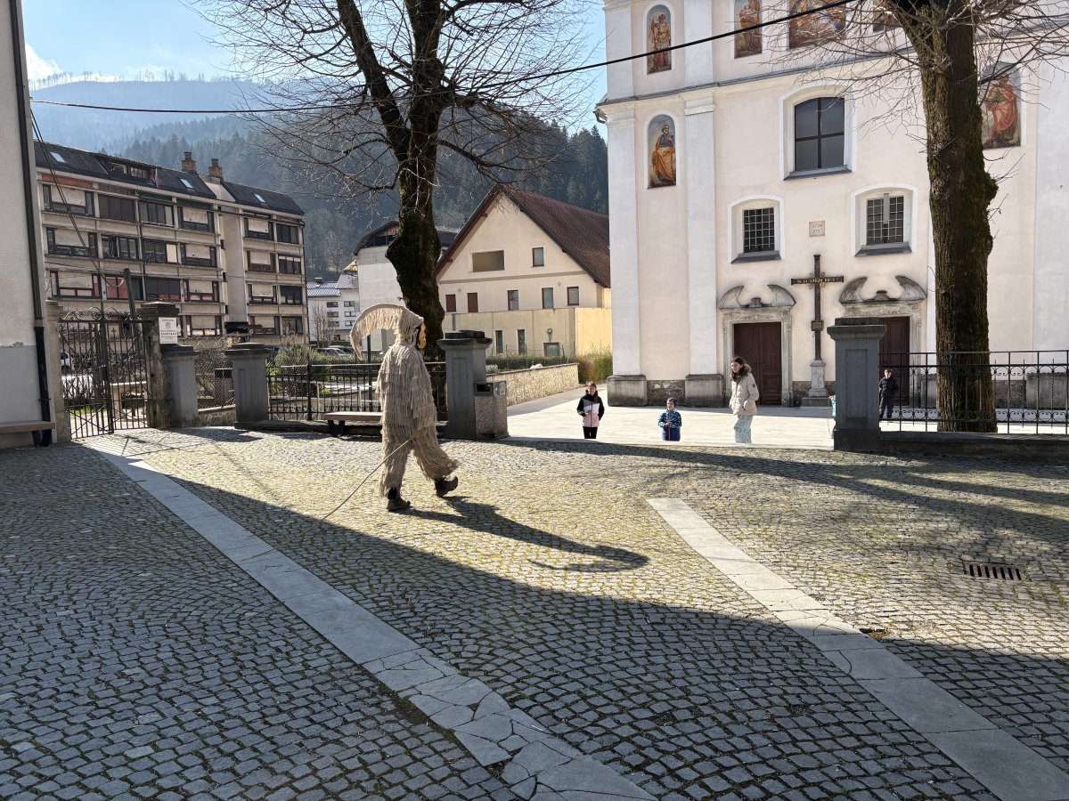 One of the White Ghosts has spotted some kids and this is about as close as they dare get to him and his bendy stick..