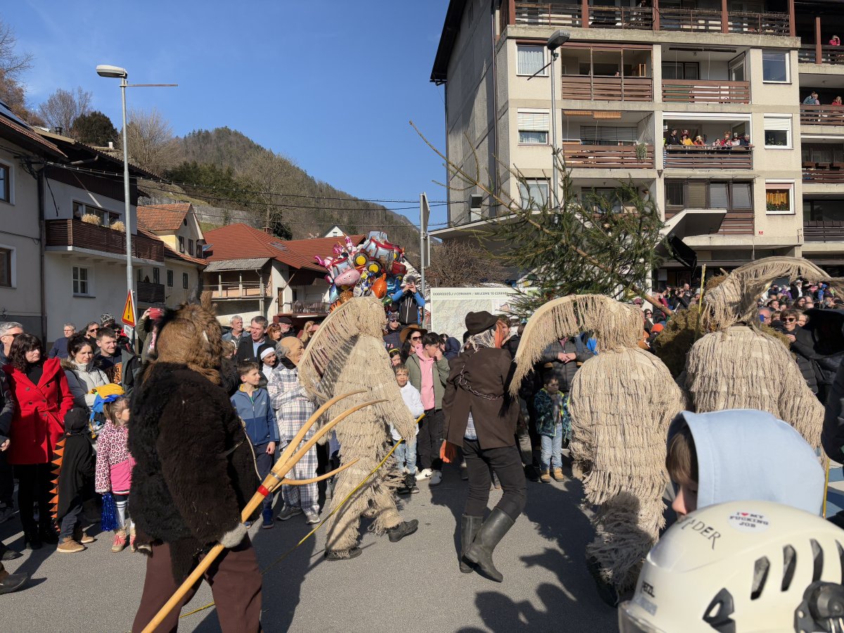 Lamant here with the big fork, is the only character who does not have a wooden mask..