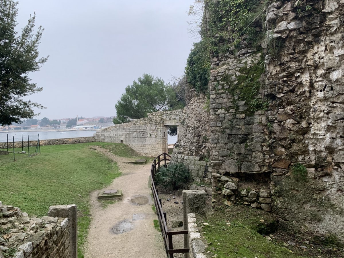 way through by the old castle in Porec to the sea..