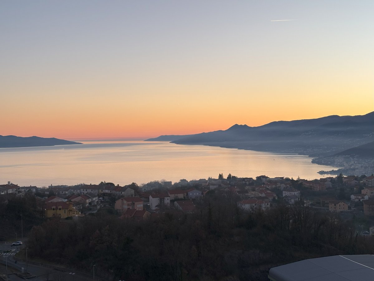 The start of another Istrijan Sunset..