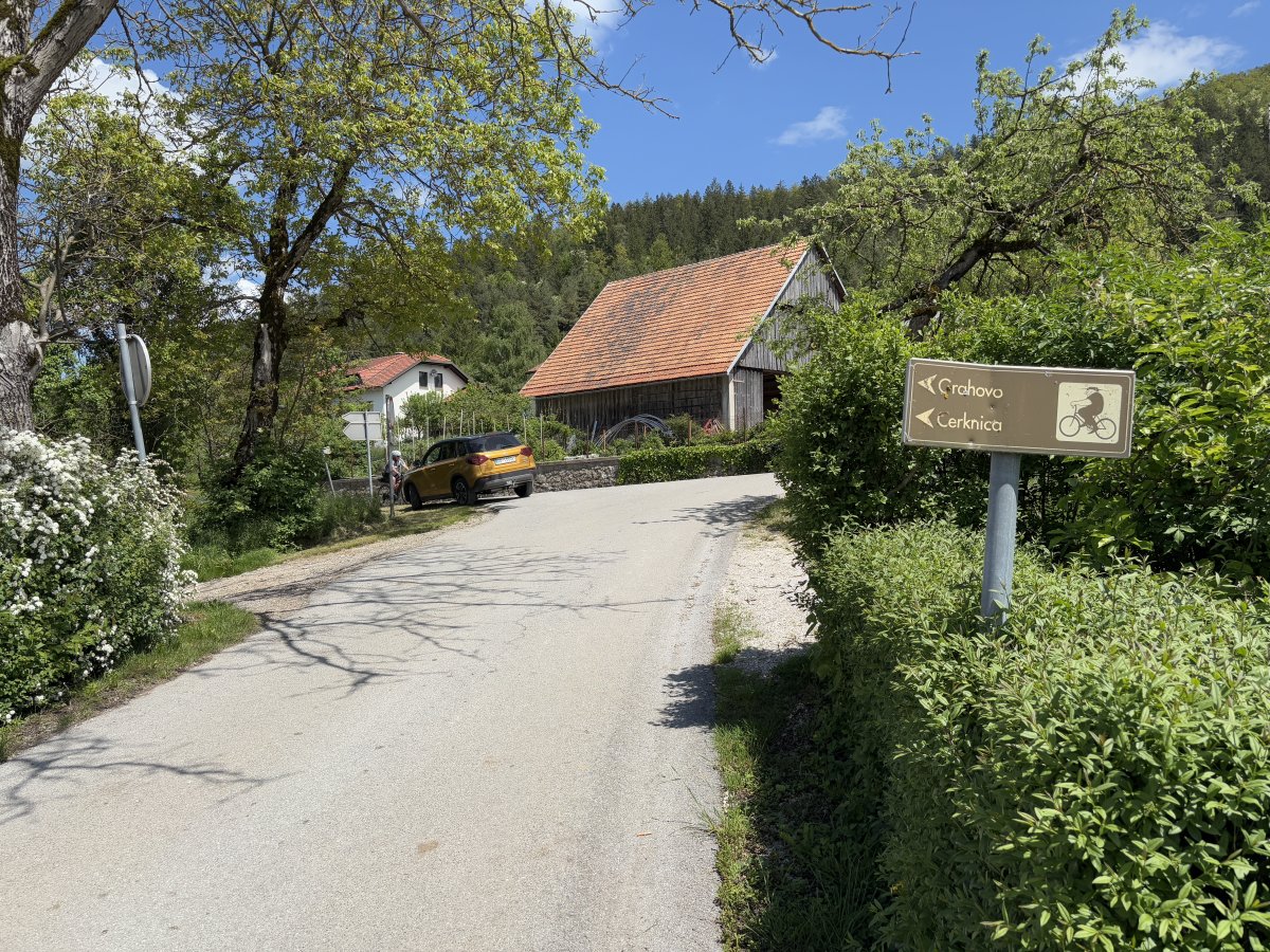 If you fancy a bike ride, then take note of this bike path sign from Gorenje Jezero towards Cerknica..