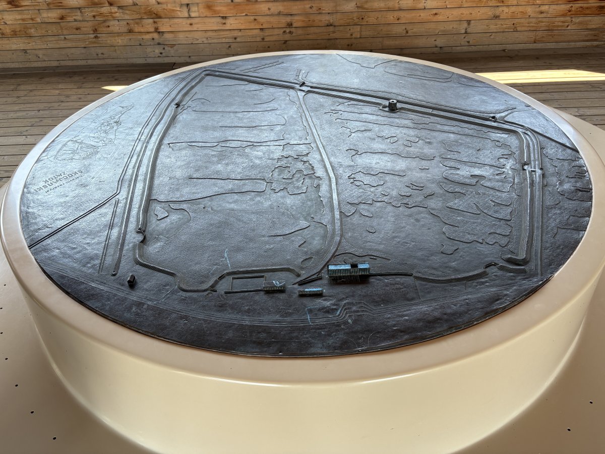 This most excellent metal map of the reserve shows the rectangle path around the site, with visitor centre and viewing tower opposite..