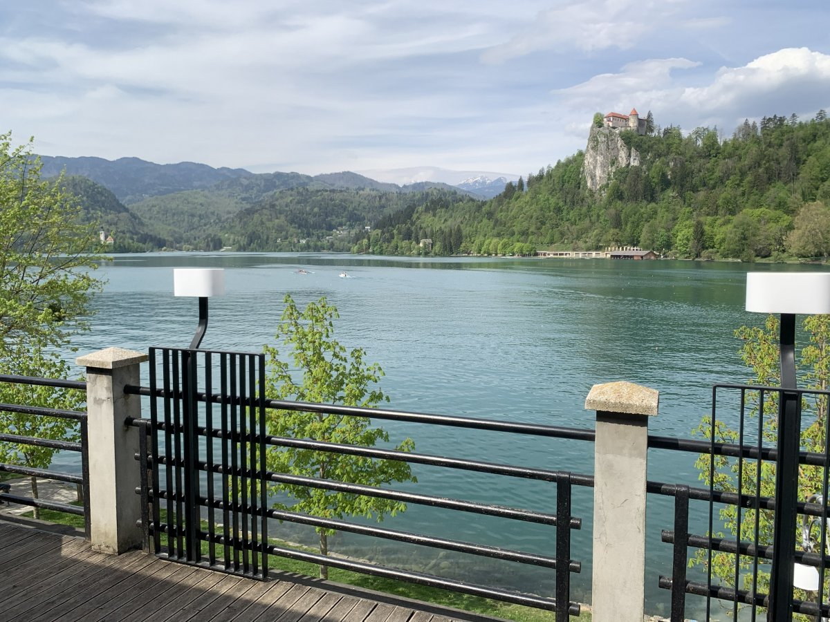 Lake Bled is just an hour away, Duck..